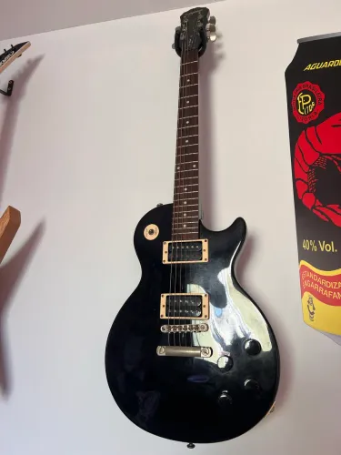 Guitarra Epiphone Les Paul 100