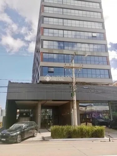 Excelente Empreendimento Comercial no Coração do Menino Deus
