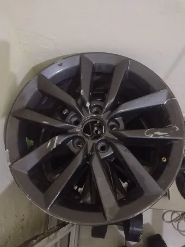 Roda aro 17 do Civic g10