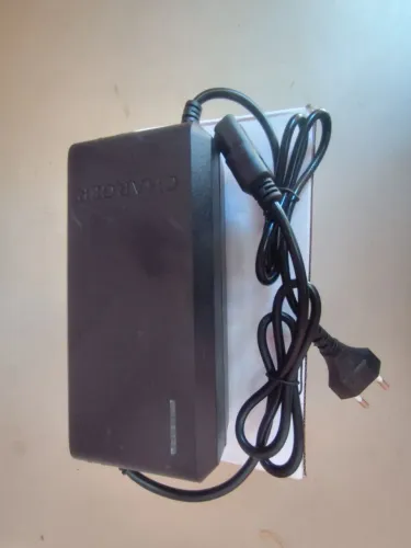 Carregador novo para bicicleta elétrica