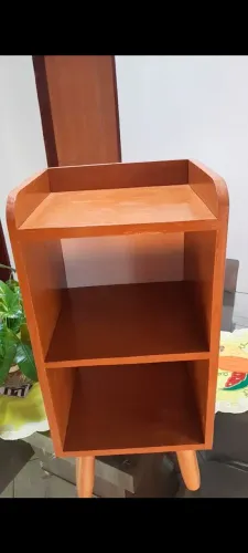 Mesa de cabeceira de cama