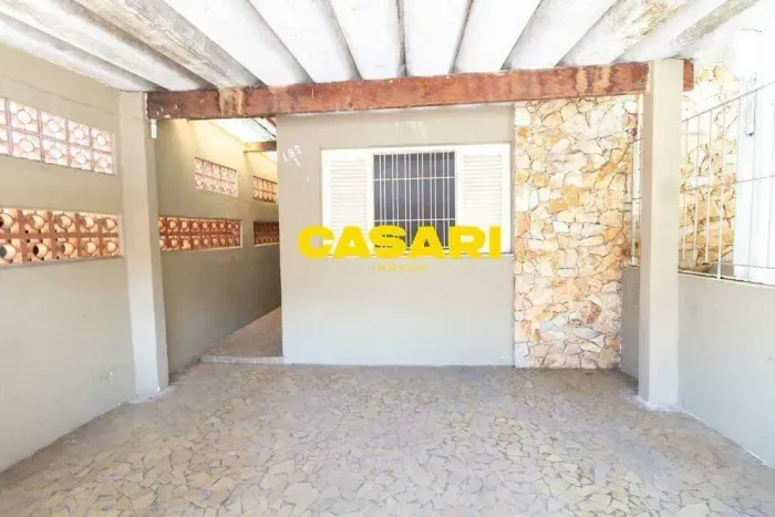 Casa Independente com 2 Dormitórios e 1 Vaga à Venda no Planalto São Bernardo do Campo/SP