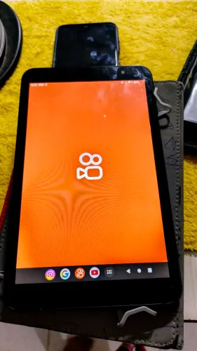 Vende tablet seminovo tudo perfeito