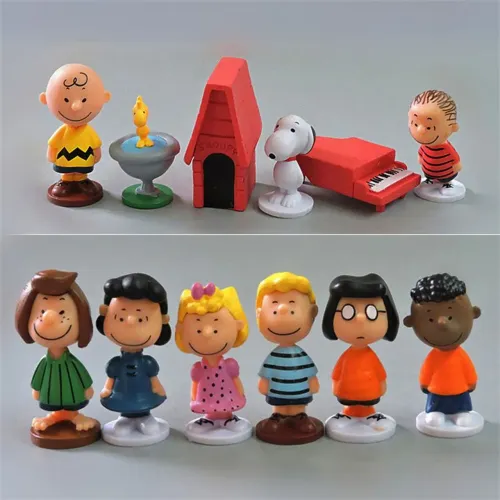 Coleção Snoopy Charlie Brown Peanuts Miniaturas Personagens Colecionáveis Completo 12pcs
