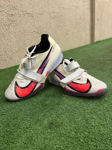 Nike Romaleos 4 - Tamanho 44