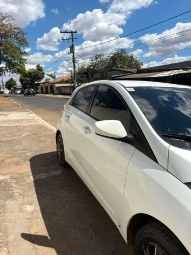 Hyundai HB20 C./c.plus/c.style 1.6 Flex 16V Mec. 2015