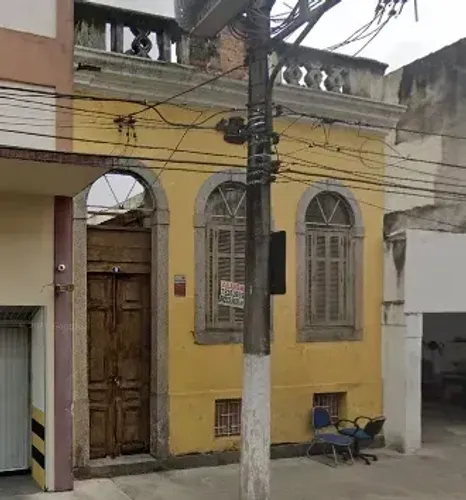 Imóvel para venda possui 240 metros quadrados em Centro - Santos - SP