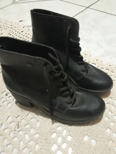 Bota Via Marte cano curto