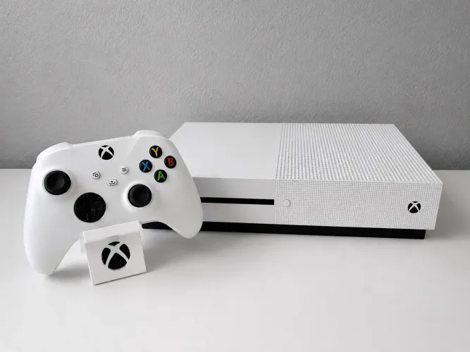 Xbox One S 1TB + Controle Original