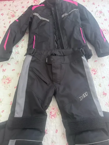 Conjunto jaqueta e calça feminina x11 one 2