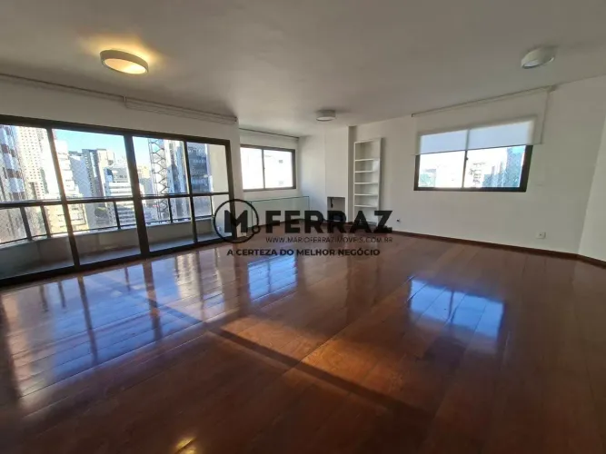 Espaço, Potencial e Localização Exclusiva no Condomínio Green House  Itaim