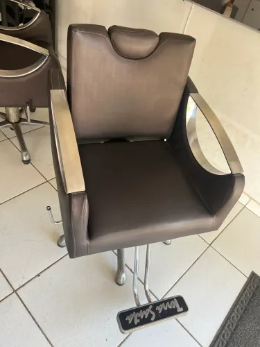 Cadeira de salão ou barbearia 