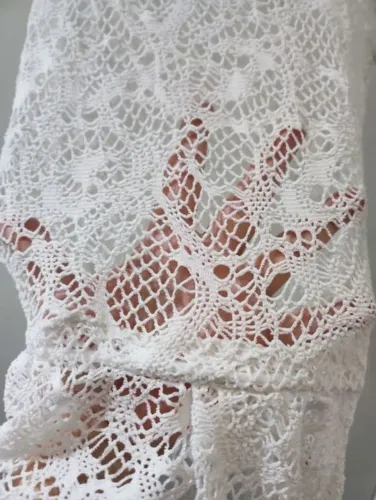 saída de praia branca em renda vestido<br><br>P.