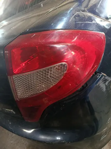 Lanterna traseira direita JAC J3