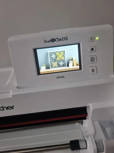 Máquina de Corte Brother ScanNCut SDX85 com Scanner Wi-Fi 110V