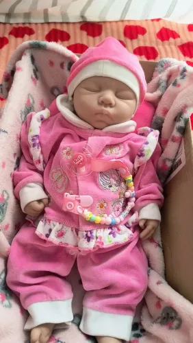 Bebê reborne de silicone sólido 