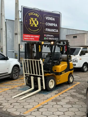 Empilhadeira GLP Yale 50mx 2019