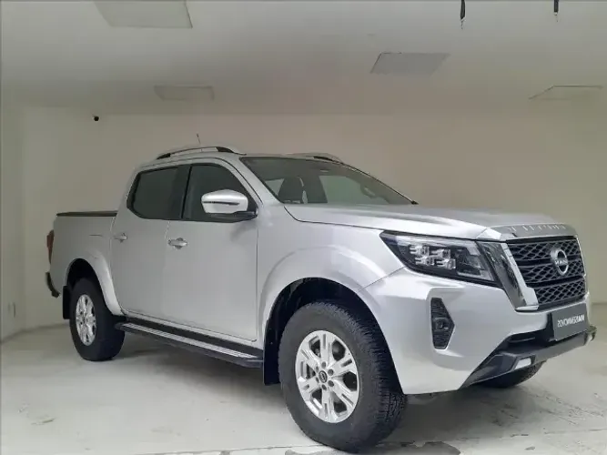 Nissan Frontier XE CD 4X4 2.3 Bi-TB Diesel Aut. 2025