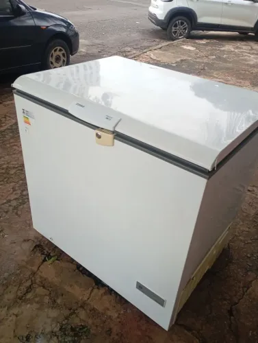 Freezer uma tampa Consul 