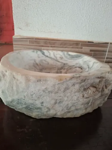 Vendo pia rústica para banheiro