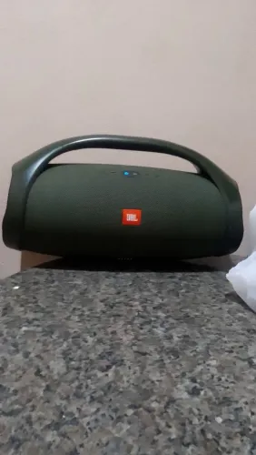Vendo uma JBL boombox 1 em perfeito estado de uso c
