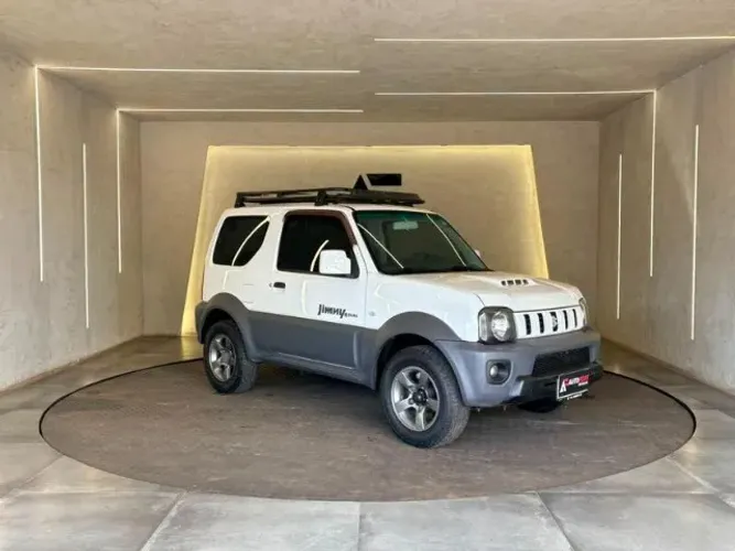 Suzuki Jimny 4sun 1.3 16V 2014