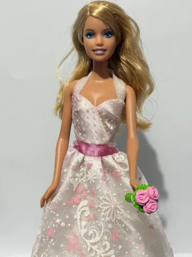 Barbie noiva