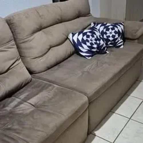 SOFÁ RETRÁTIL 4 LUGARES - R$ 700,00
