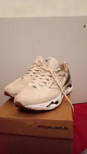 Tênis Mizuno 42 