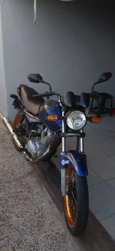 Titan 150 KS Só faz licenciamento. 
