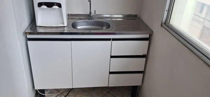 Pia de cozinha + gabinete completo 
