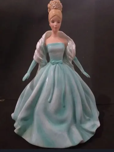 Estatueta da Barbie (escultura em porcelana)