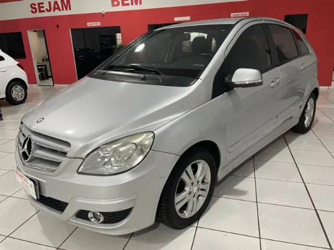 Mercedes-Benz Classe B 180 1.7 116cv Aut. 2011