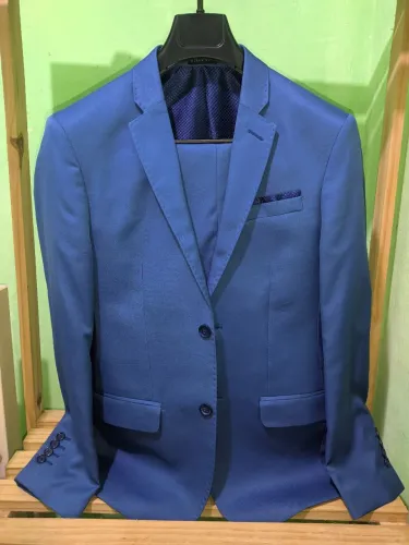 Terno azul - slim - tamanho 46