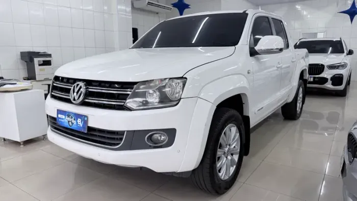 Volkswagen Amarok Comfor. CD 2.0 TDI 4X4 Dies. Aut. 2015