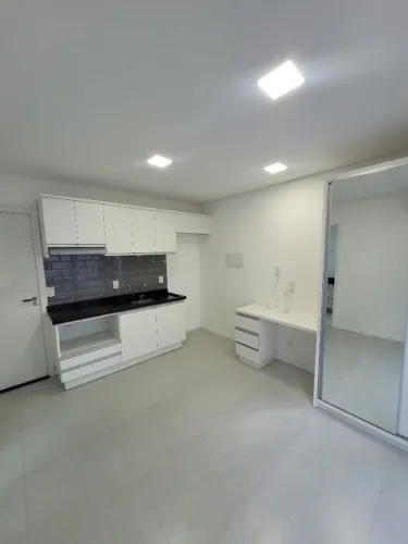 Studio/kitnet (105) em excelente localização em Coqueiros