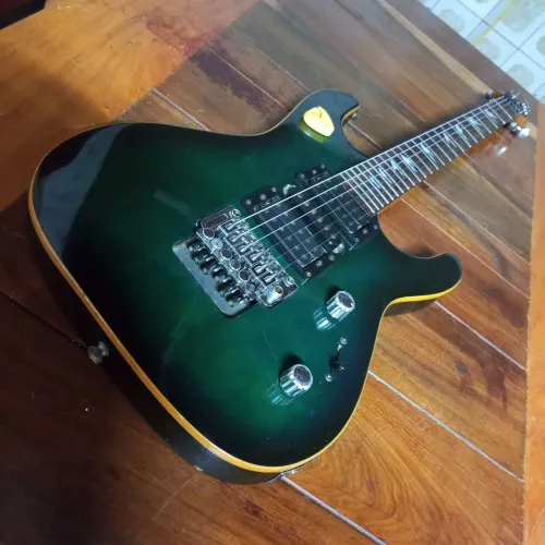 Vendo ou Troco Guitarra SuperStrato