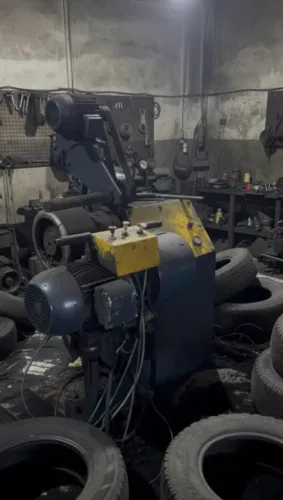 Maquinário Fábrica de Pneus Remold