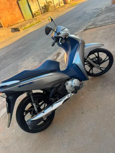 Honda Biz 2021 15 Mil