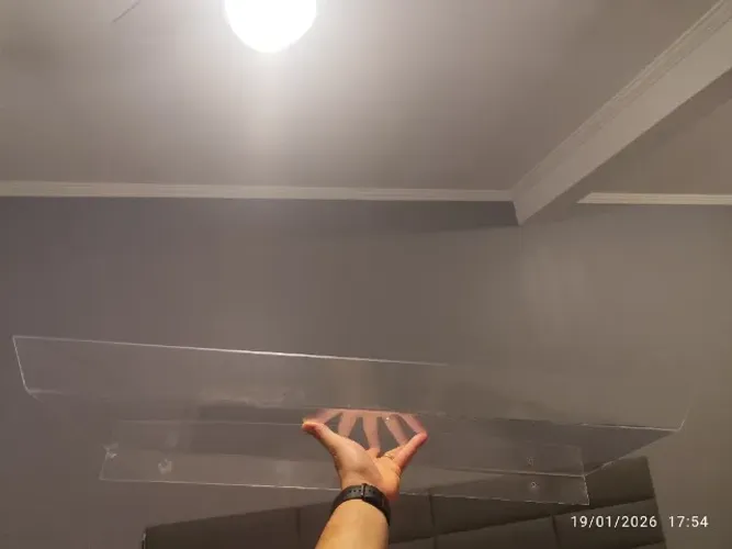 Defletor de acrílico para ar condicionado 
