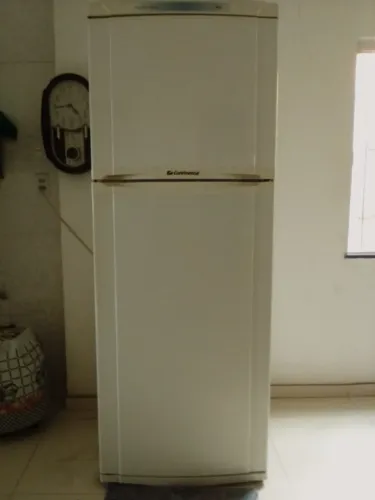 Geladeira Continental 470 litros (virgem assistência) Sistema de Resfriamento Total