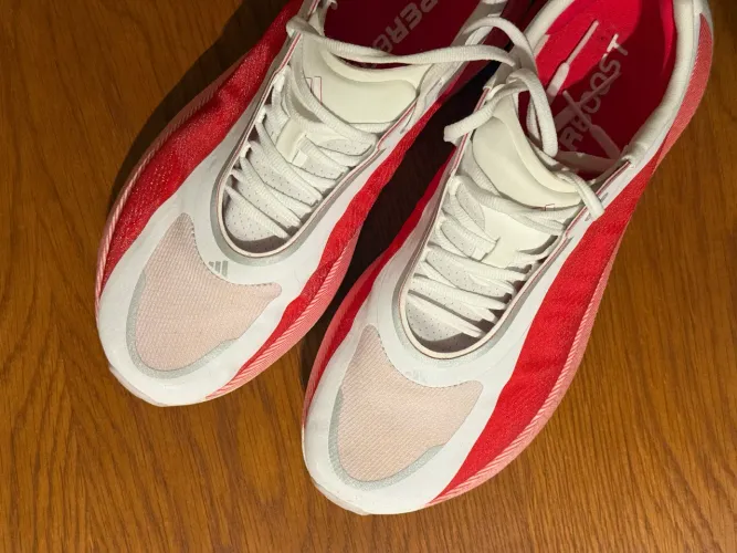 Adidas Hyperboost Edge