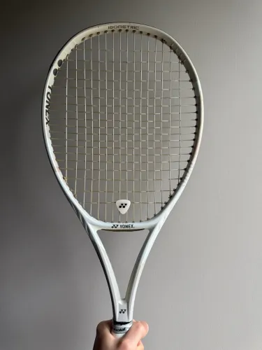 Raquete Yonex VCore 98 L3 - Sand Beige (João Fonseca)