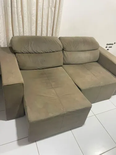 Vendo esse sofá retrátil......só  precisa de uma limpeza...(aceito oferta)