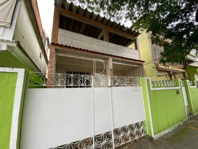 Excelente Casa A Venda 03 quartos sendo 1 suíte, 150m² - Vista Alegre - RJ