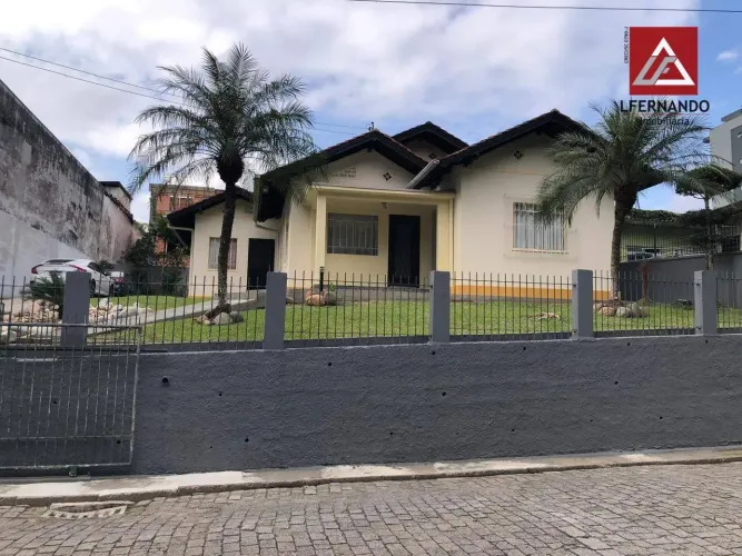 Casa com 3 dormitórios à venda, 147 m² por R$ 1.020.000,00 - Velha - Blumenau/SC