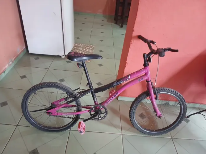 Vendo bicicleta semi nova