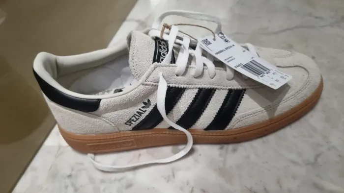ADIDAS SPEZIAL *NOVO*