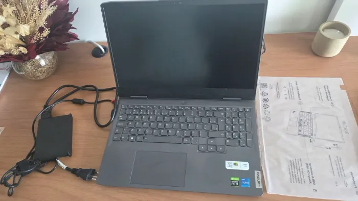 Notebook  Gamer Lenovo LOQ i5 12° geração, 16GB RAM, 512gb SSD, Win11, RTX 2050, 15,6