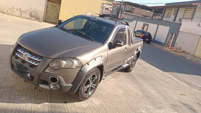 Fiat Strada Adventure 1.8/ 1.8 Locker Flex CE 2012